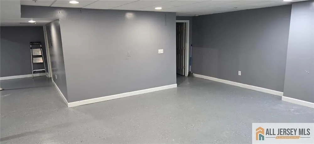 35 Forest Drive #35 Piscataway, NJ 08854