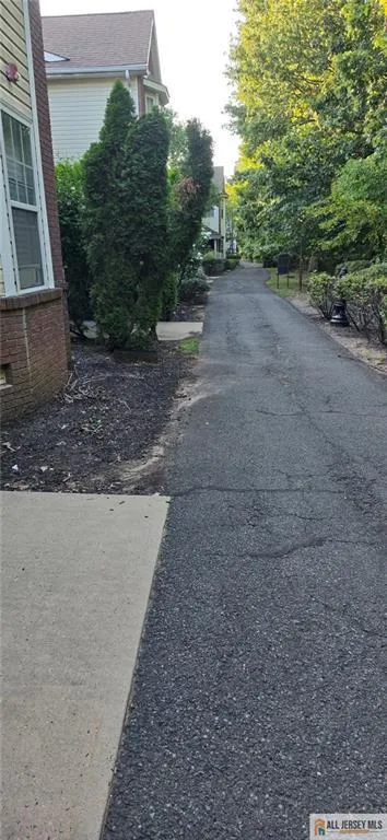 35 Forest Drive #35 Piscataway, NJ 08854