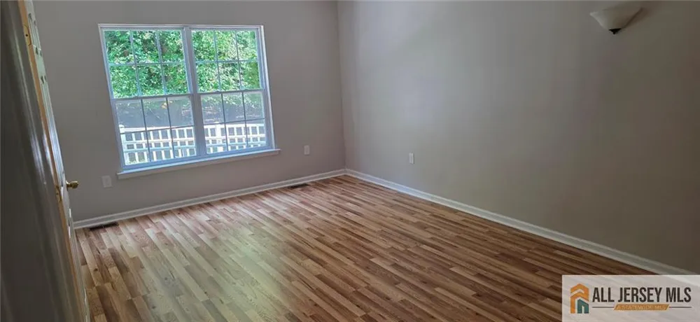 35 Forest Drive #35 Piscataway, NJ 08854