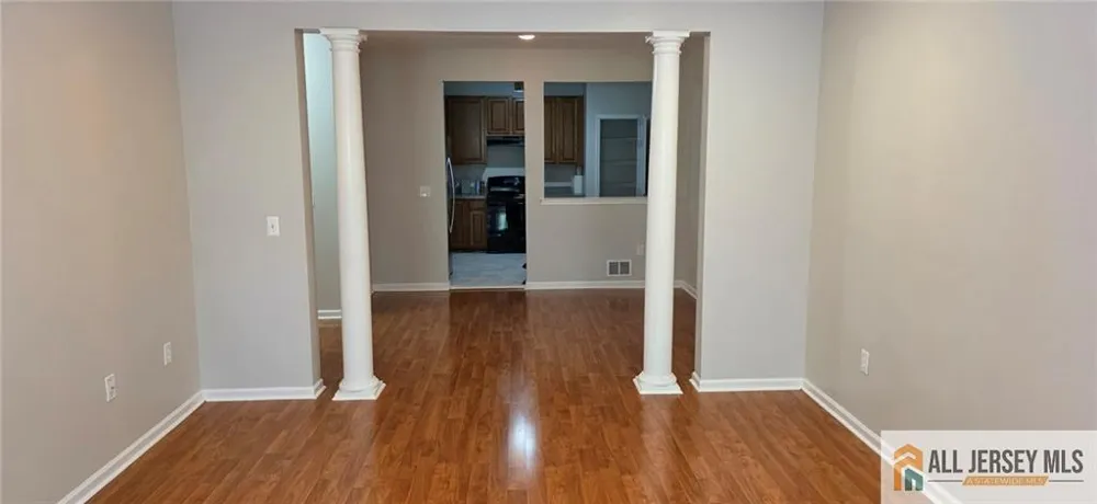 35 Forest Drive #35 Piscataway, NJ 08854