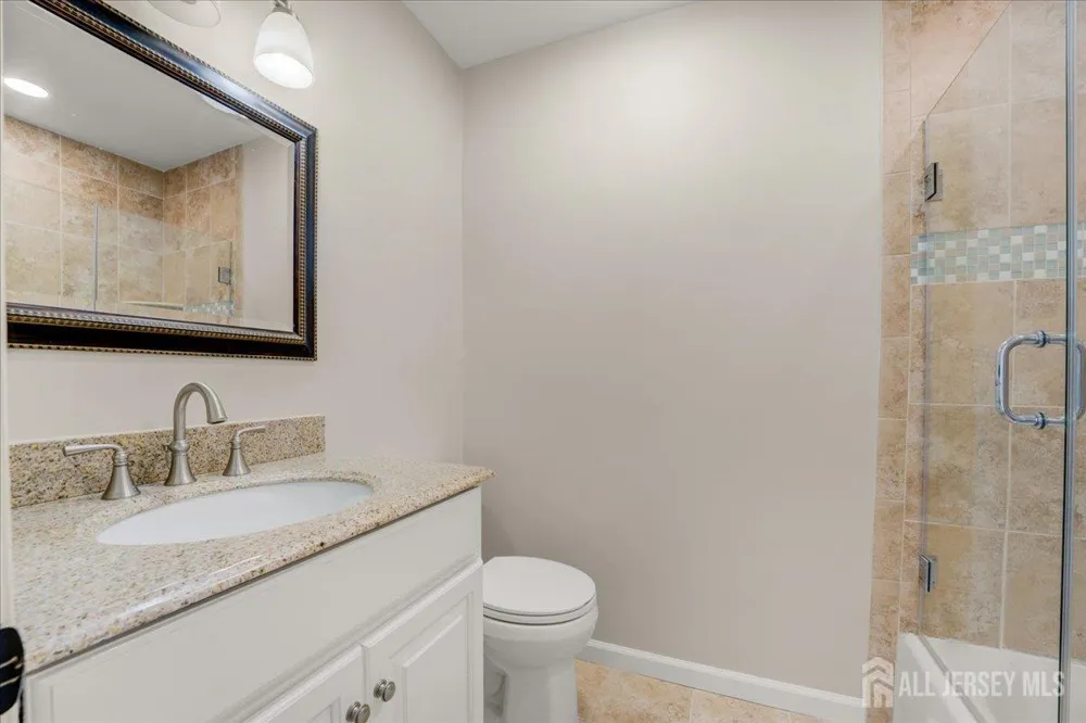 17 Emerald Lane Old Bridge, NJ 08857