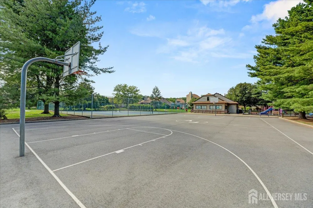 17 Emerald Lane Old Bridge, NJ 08857