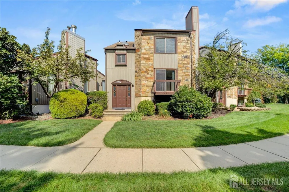 17 Emerald Lane Old Bridge, NJ 08857