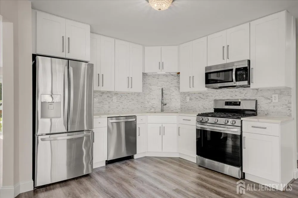 17 Emerald Lane Old Bridge, NJ 08857