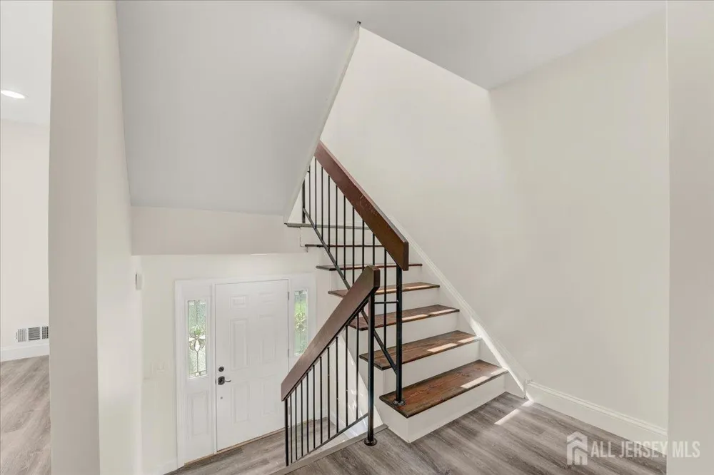 17 Emerald Lane Old Bridge, NJ 08857