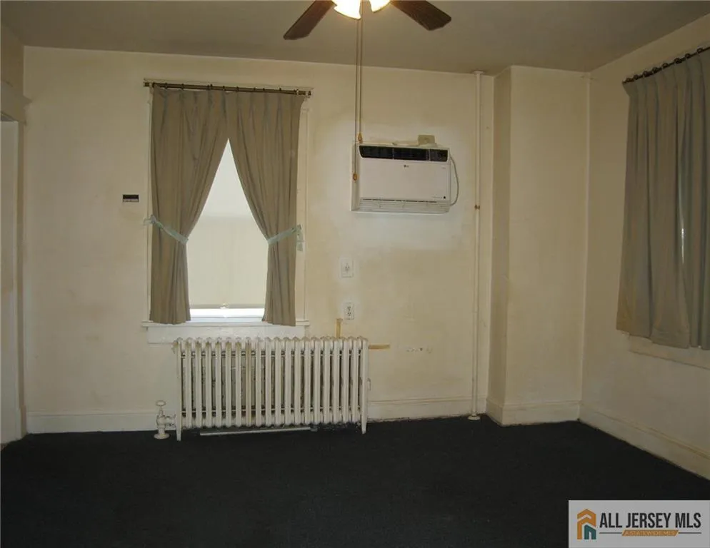 9 Elmwood Place North Brunswick, NJ 08902