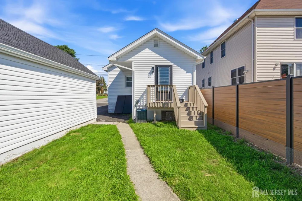 129 Pershing Avenue Iselin, NJ 08830