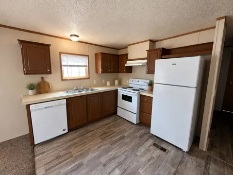 25521 Nuway Avenue, #202
