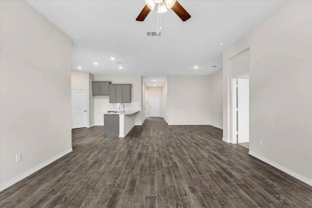 11309 Ponderosa Trail Aubrey, TX 76227