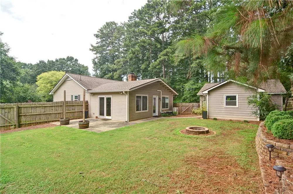 2300 Twiggs Cove NW Kennesaw, GA 30152