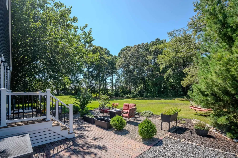 203 W Pacific Ave Cape May Court House, NJ 08210
