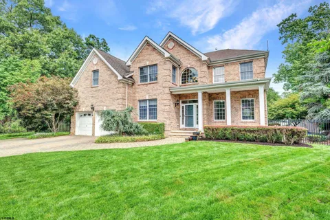 44 Monet Dr