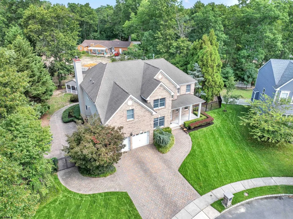 44 Monet Dr Mays Landing, NJ 08330
