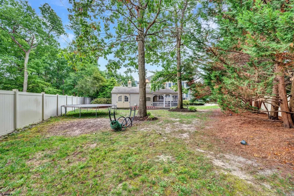 44 Monet Dr Mays Landing, NJ 08330