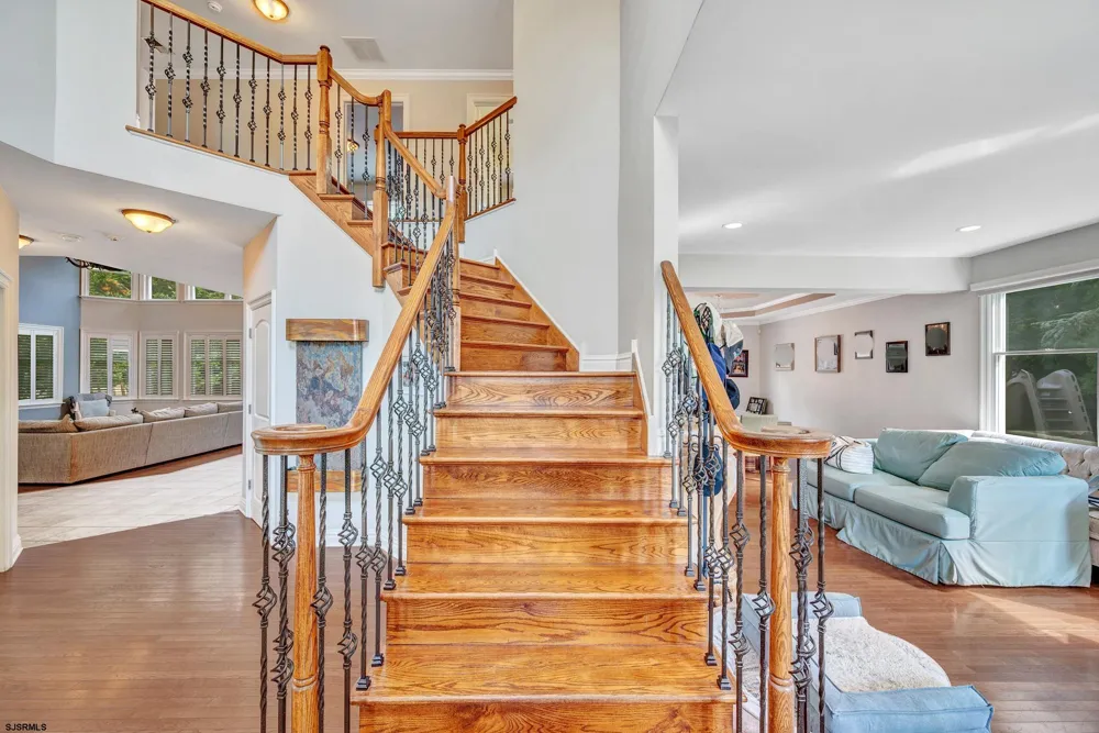 44 Monet Dr Mays Landing, NJ 08330