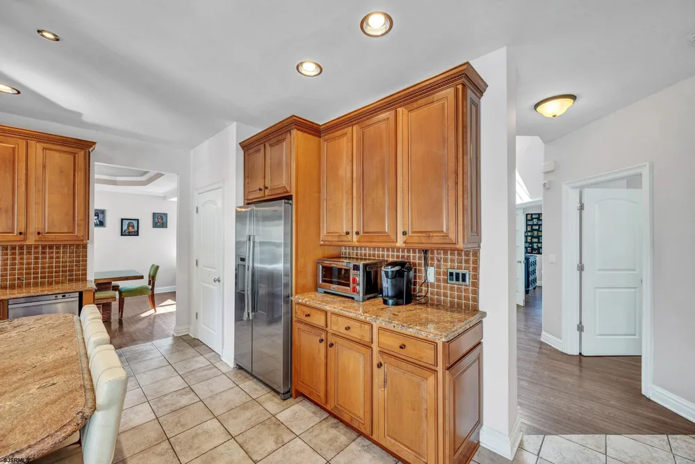 44 Monet Dr Mays Landing, NJ 08330
