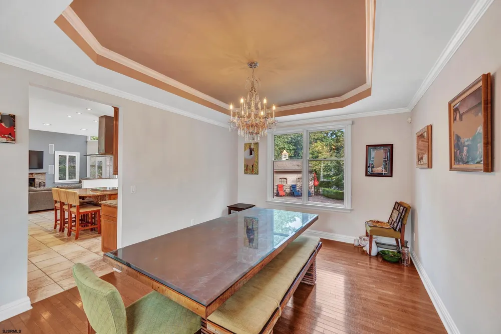 44 Monet Dr Mays Landing, NJ 08330