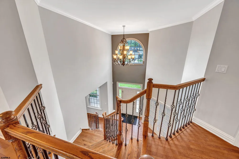 44 Monet Dr Mays Landing, NJ 08330