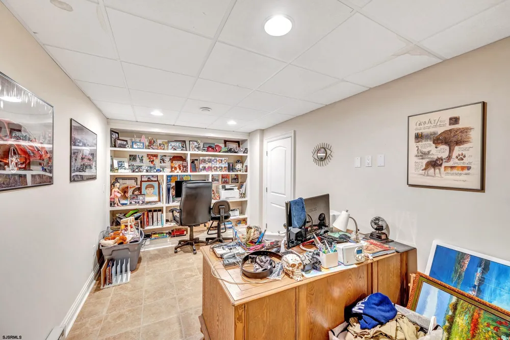 44 Monet Dr Mays Landing, NJ 08330