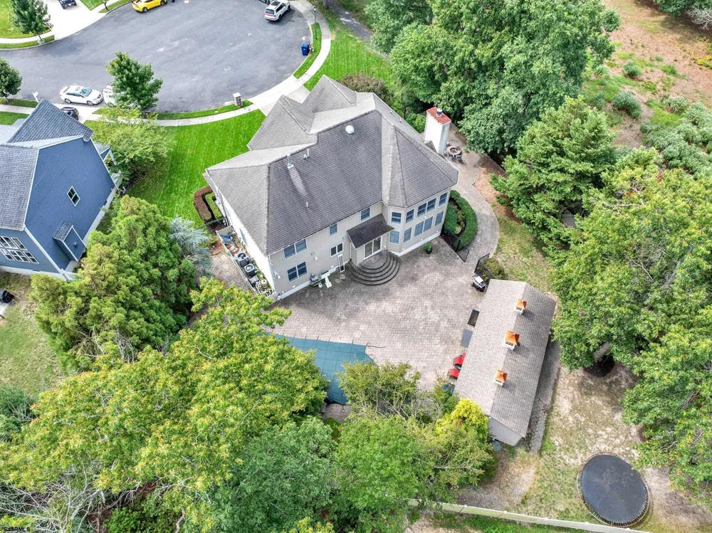 44 Monet Dr Mays Landing, NJ 08330