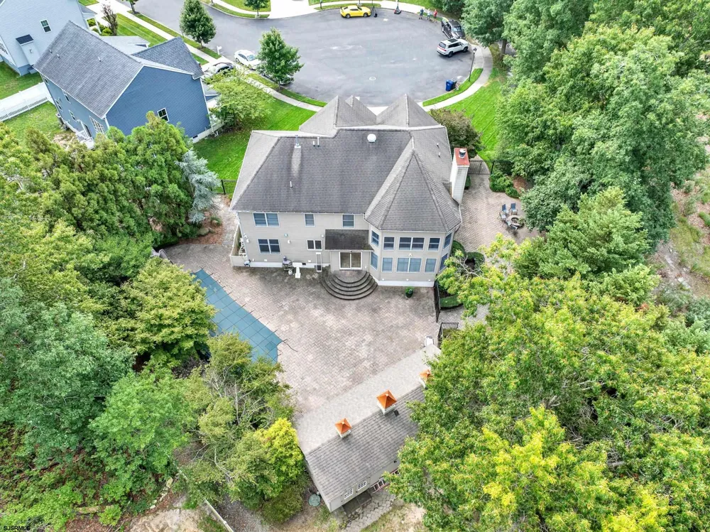 44 Monet Dr Mays Landing, NJ 08330