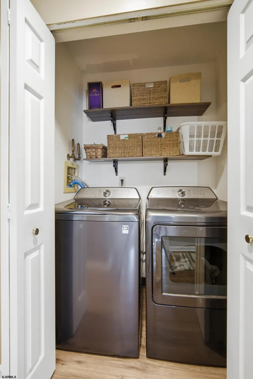 50 Trotters Galloway Township, NJ 08205
