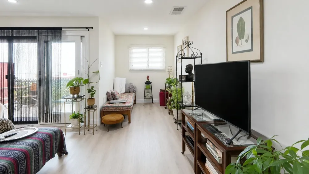 18 Empire Dr Egg Harbor Township, NJ 08232