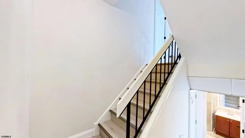 18 Empire Dr Egg Harbor Township, NJ 08232