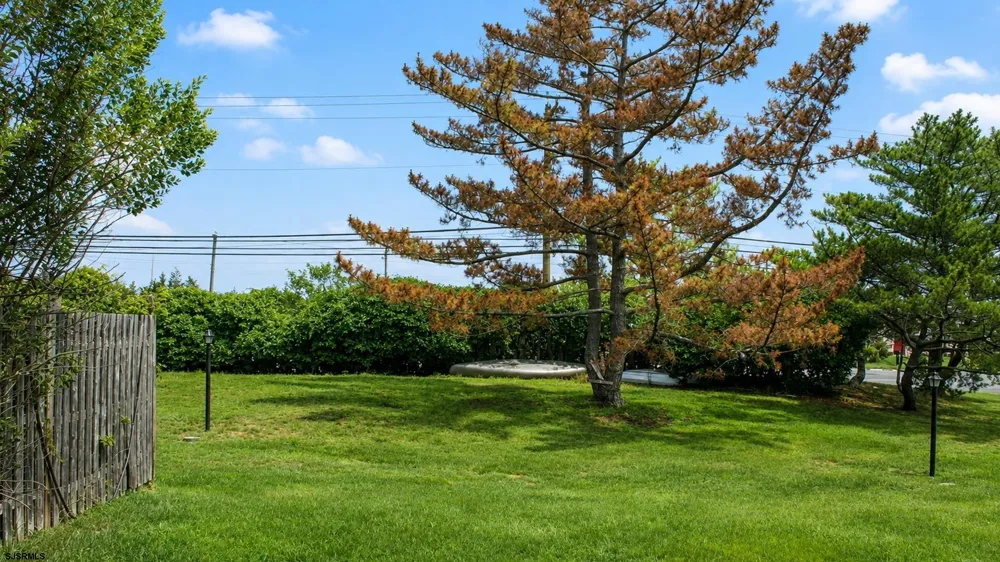 18 Empire Dr Egg Harbor Township, NJ 08232