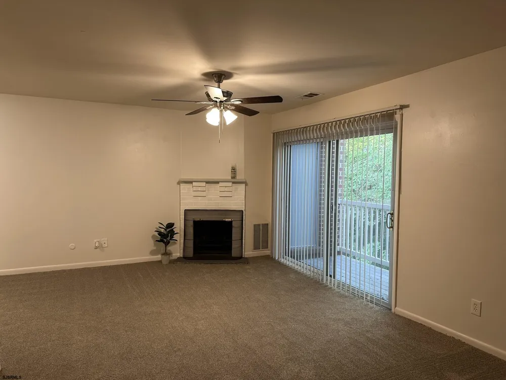703 Camelback Ct Mays Landing, NJ 08330