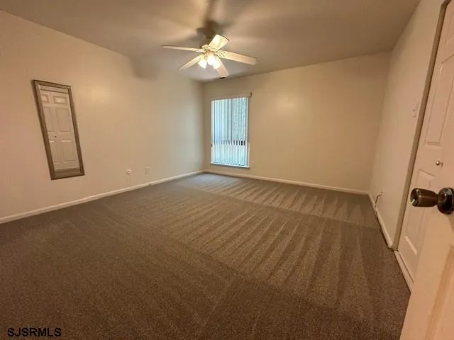703 Camelback Ct Mays Landing, NJ 08330