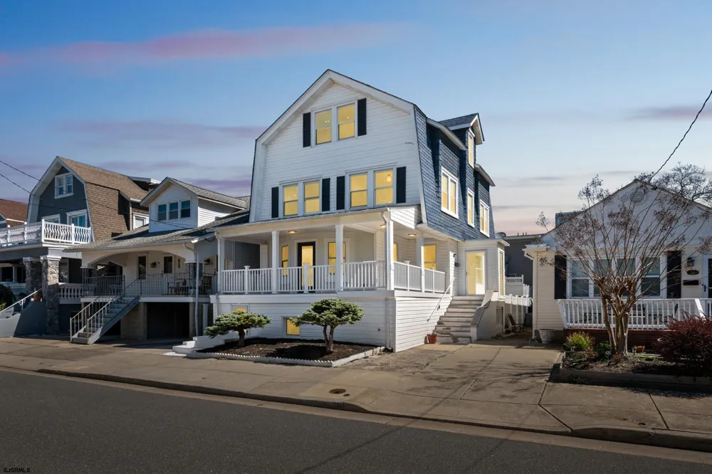 3 N Surrey Ave Ventnor, NJ 08406