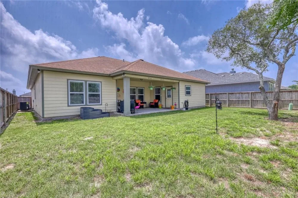 3041 Saint Eustatius Way Corpus Christi, TX 78418