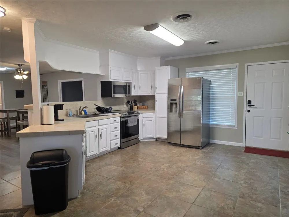 325 S Saunders Street Aransas Pass, TX 78336