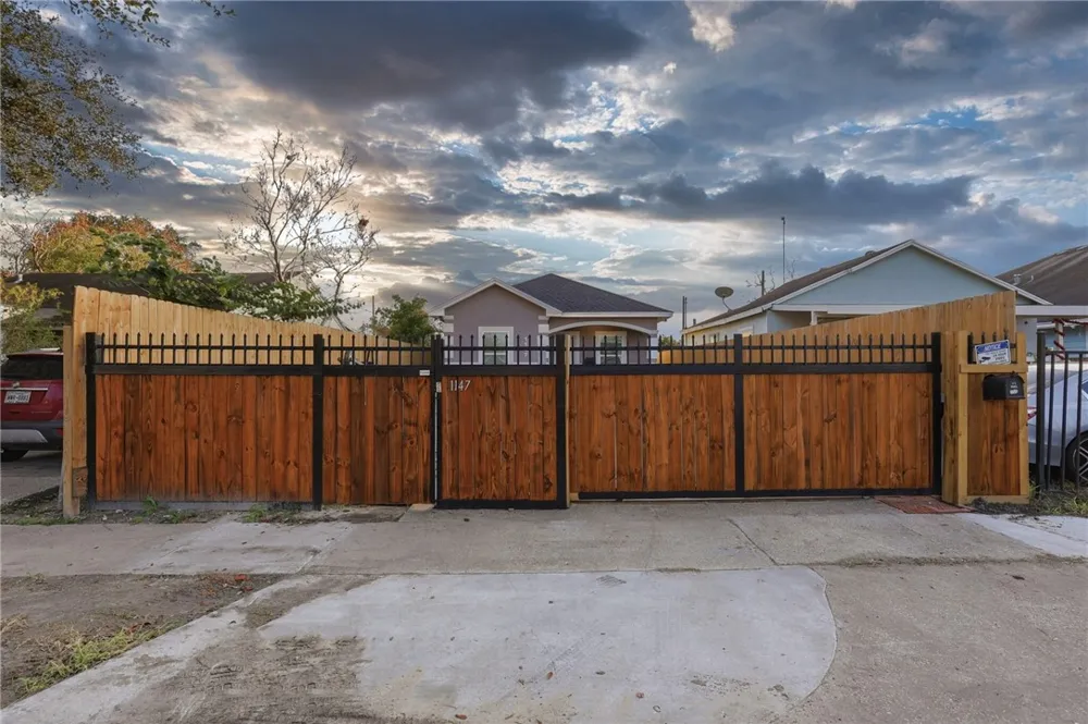 1147 Lolita Street Corpus Christi, TX 78416