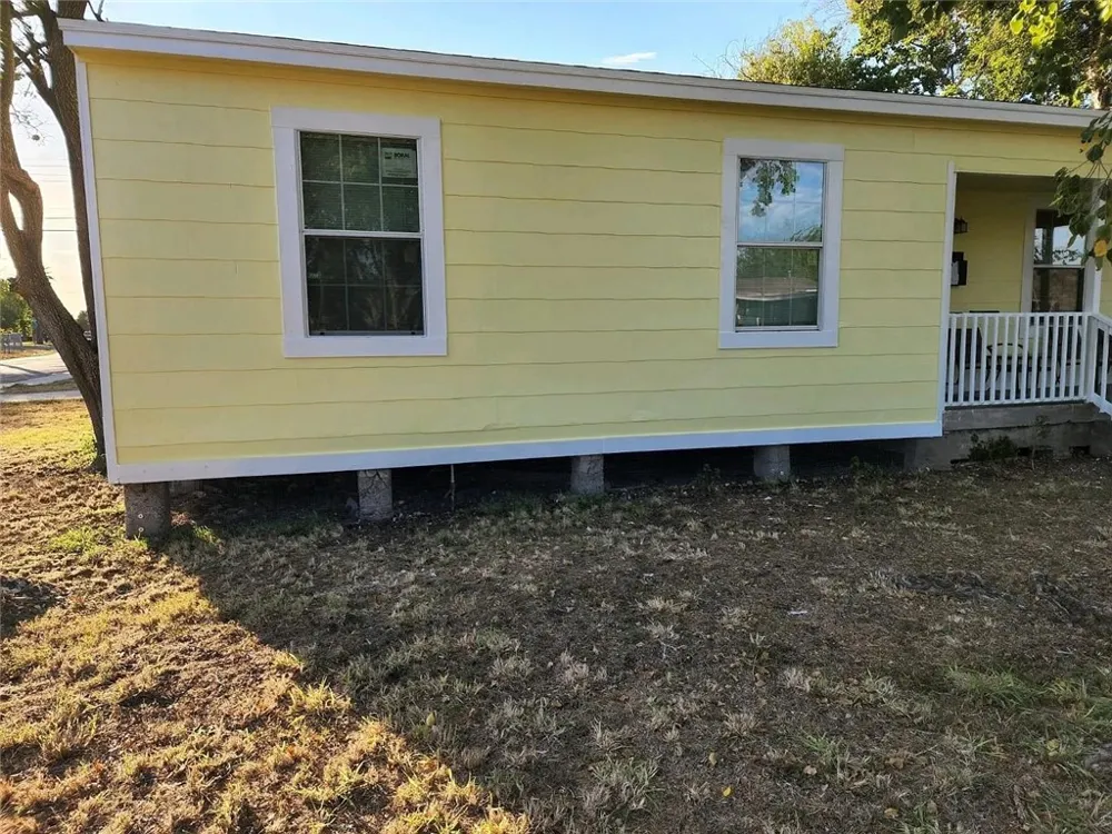 133 E Vanderbilt Drive Corpus Christi, TX 78415