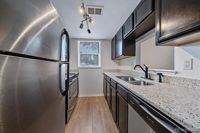 9727 E Peakview Avenue #A1 Englewood, CO 80111