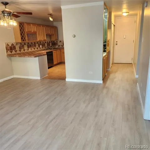 755 S Clinton Street #6B Denver, CO 80247