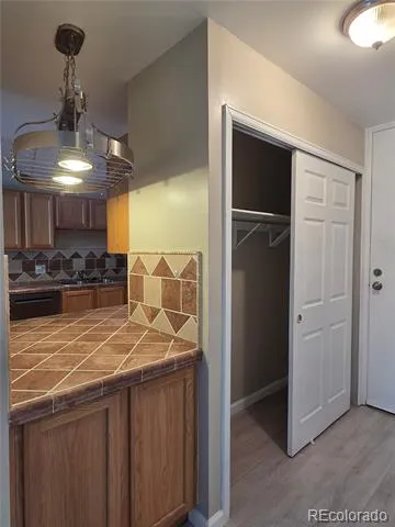 755 S Clinton Street #6B Denver, CO 80247
