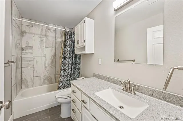 5866 W Flora Way Arvada, CO 80004