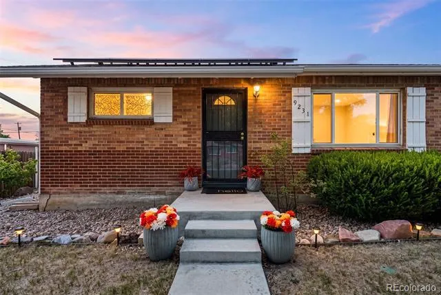 9231 Clayton Street Thornton, CO 80229