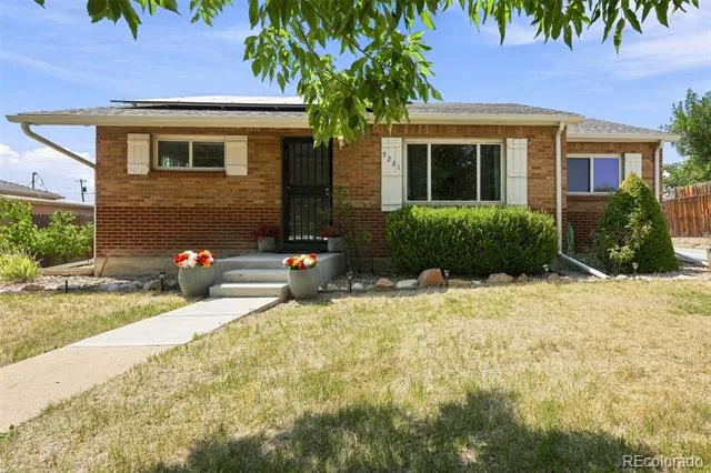 9231 Clayton Street Thornton, CO 80229