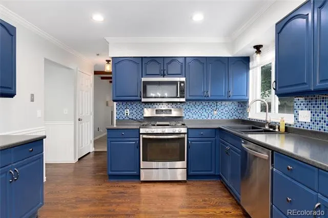 12205 W Temple Drive Morrison, CO 80465