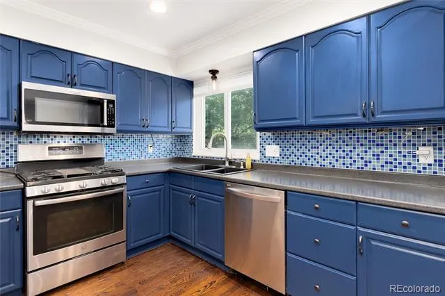 12205 W Temple Drive Morrison, CO 80465