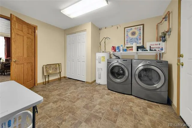 625 E 1st Street Akron, CO 80720