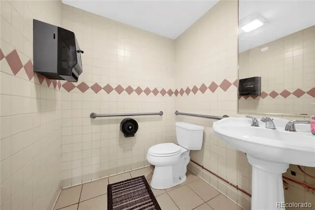 625 E 1st Street Akron, CO 80720