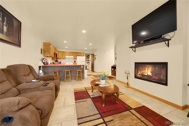 60 Hickory Avenue Akron, CO 80720