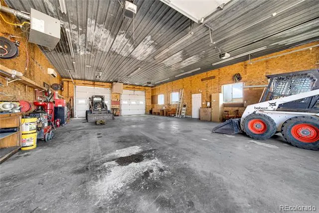 60 Hickory Avenue Akron, CO 80720