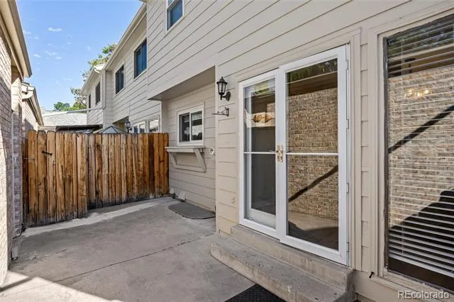 7609 S Cove Circle Littleton, CO 80122