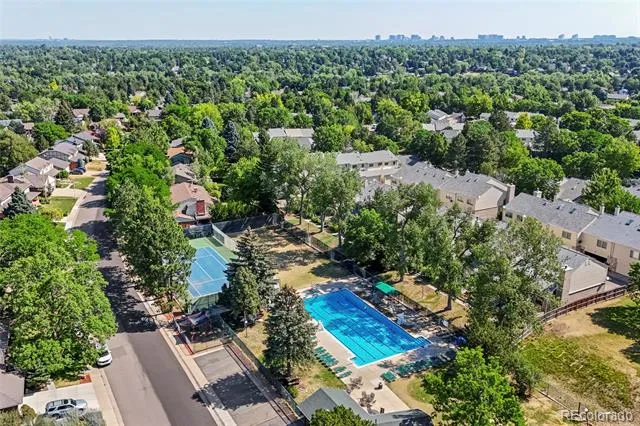 7609 S Cove Circle Littleton, CO 80122
